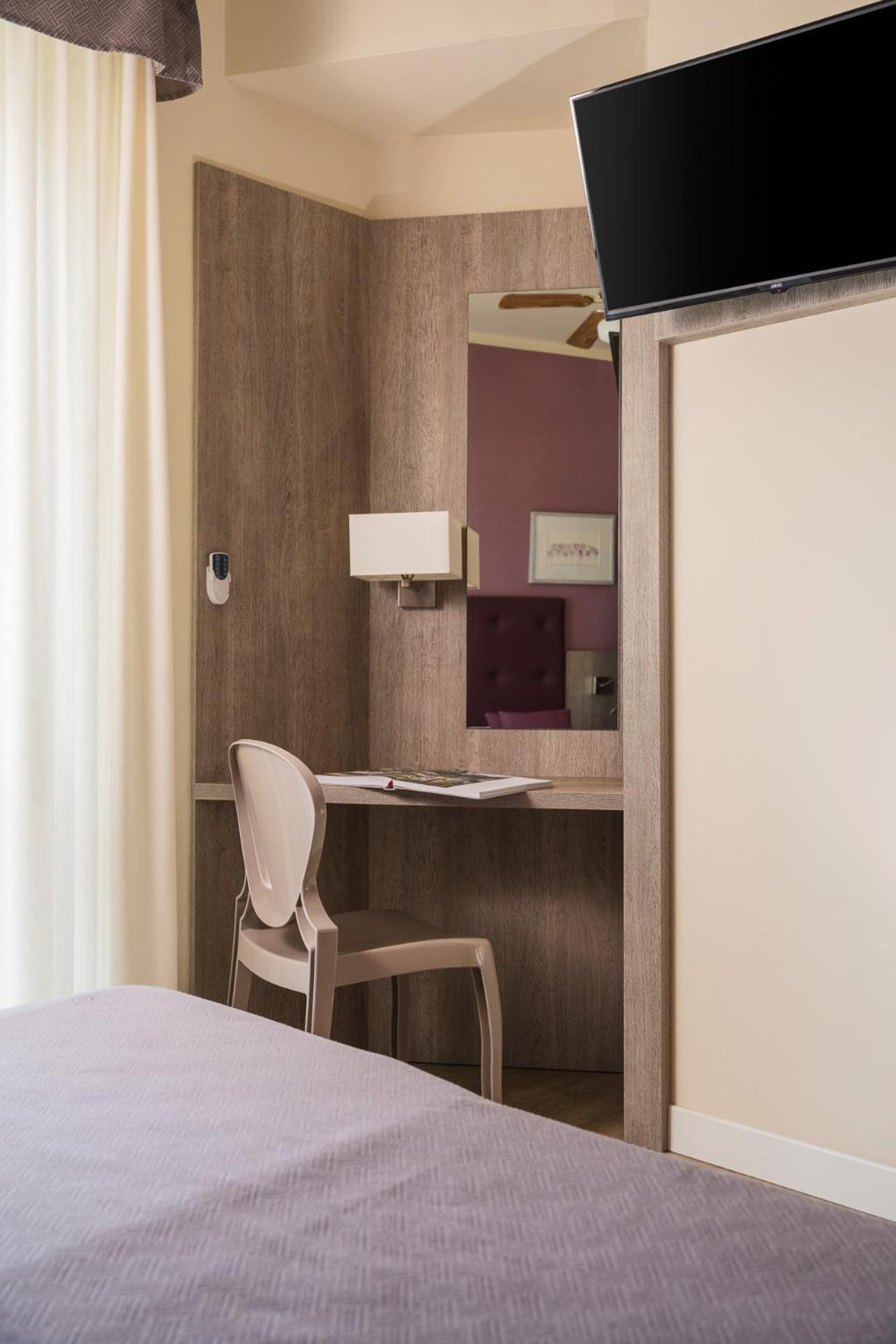 Hotel Azzurra Marina di Pietrasanta Extérieur photo